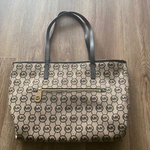 Michael Kors Tote